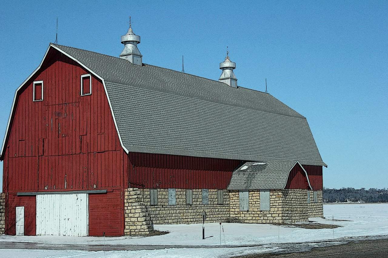 Peaked Prairie Barn