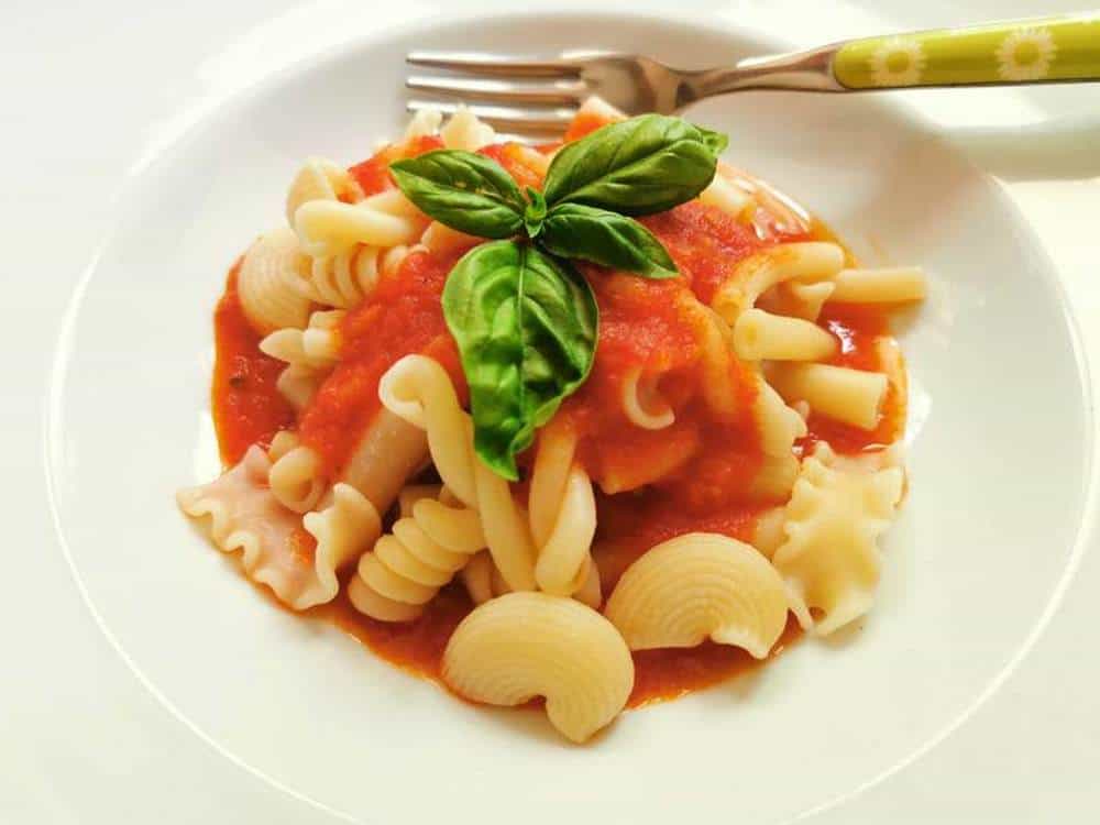 Tuscan Pomarola Tomato Sauce Pasta